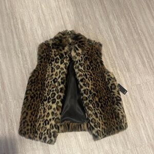 Cheetah print zipper vest
